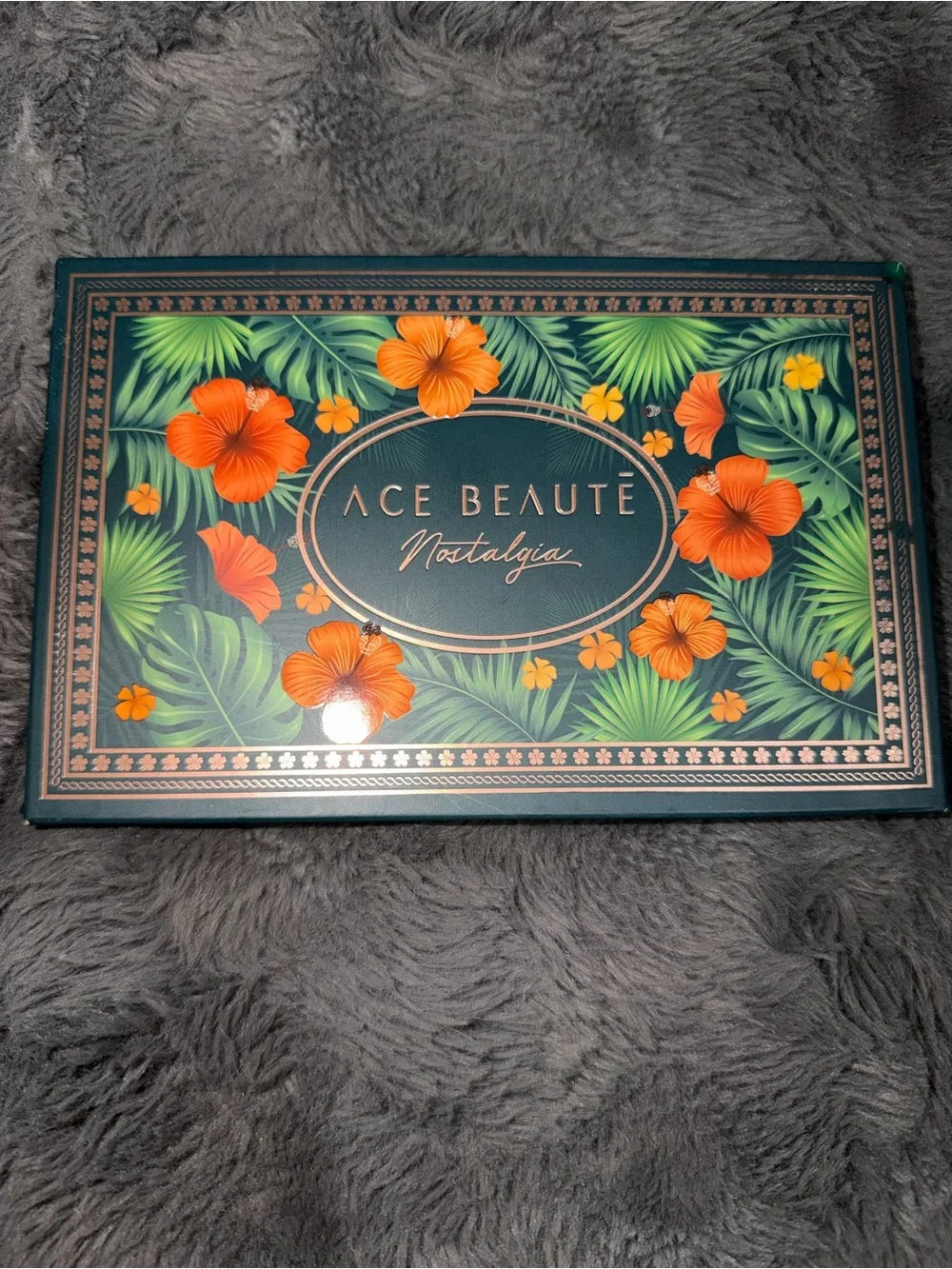 Ace Beauté Nostalgia Eyeshadow Palette - Green & Orange Floral